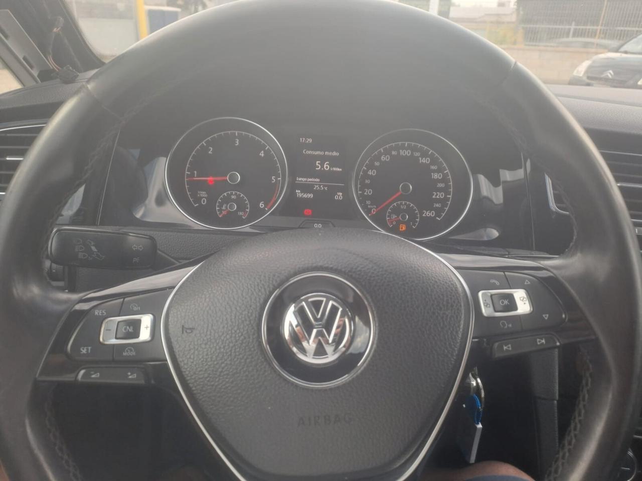 VOLKSWAGEN GOLF TDI