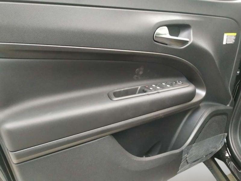 Jeep Avenger 1.2 turbo e-hybrid mhev Altitude fwd 110cv edct6