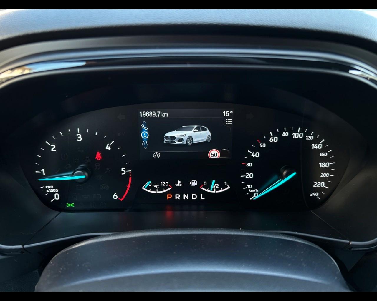 FORD Focus V 2022 - Focus 1.5 ecoblue ST-Line 115cv auto