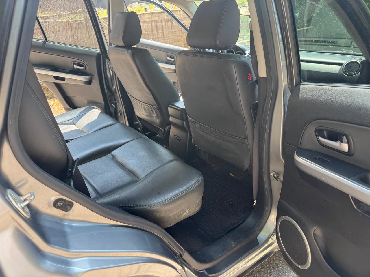 Suzuki Grand Vitara 1.9 DDiS 5 porte 4x4 unico proprietario 2009