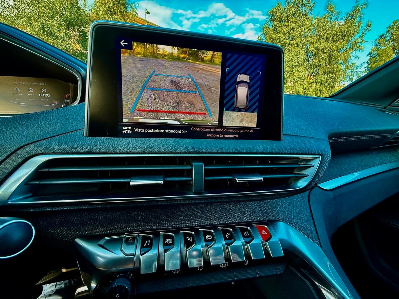 PEUGEOT 3008 BLUEHDi 120 S&S GT LINE