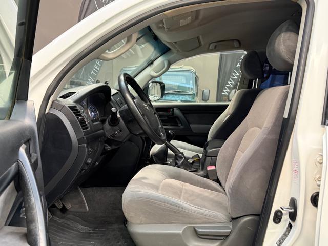 TOYOTA Land Cruiser TROPICALE GX V8 manual
