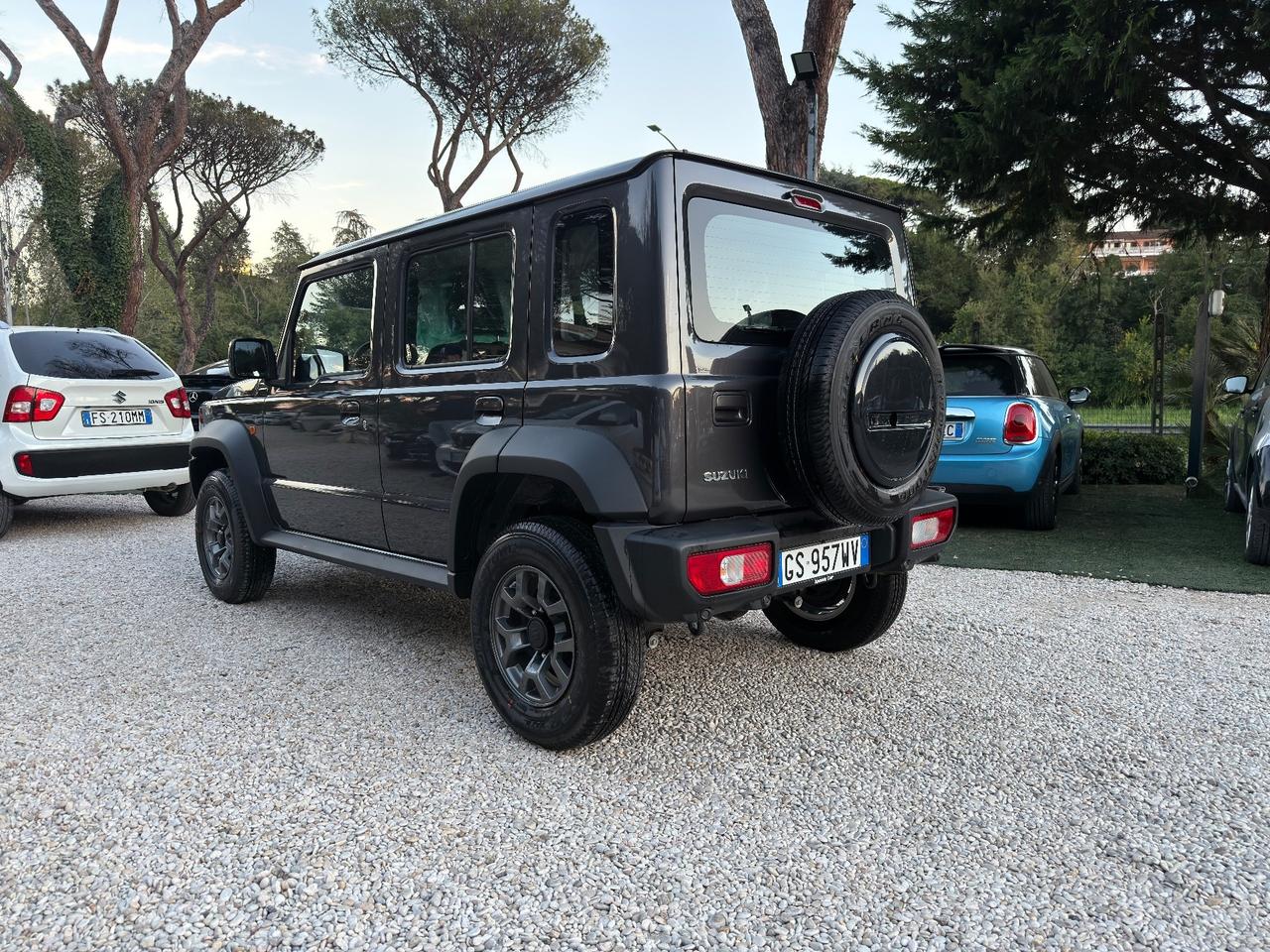 Suzuki Jimny 1.5 automatico 5 porte