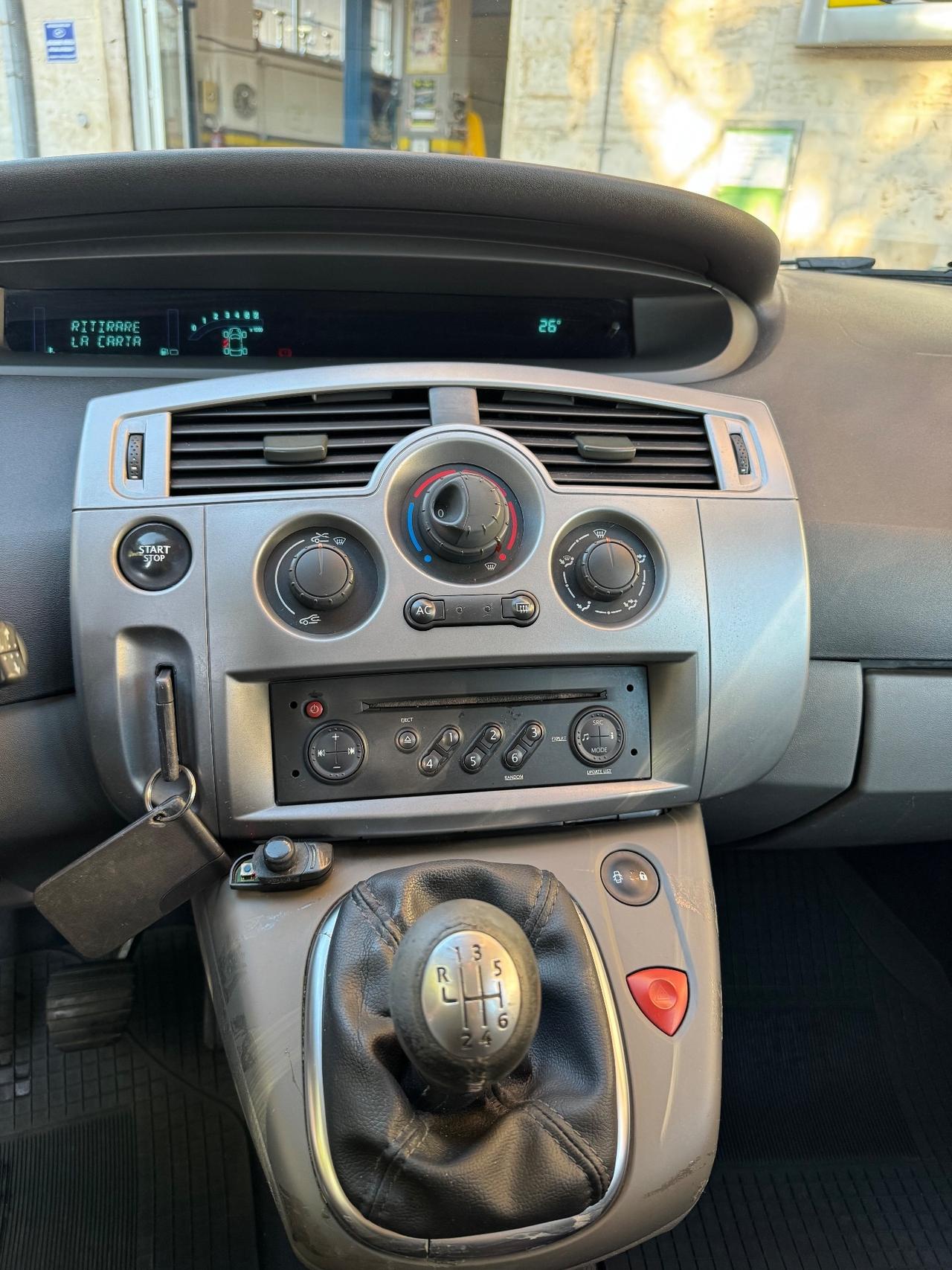 Renault Scenic Scénic 1.5 dCi/105CV Dynamique