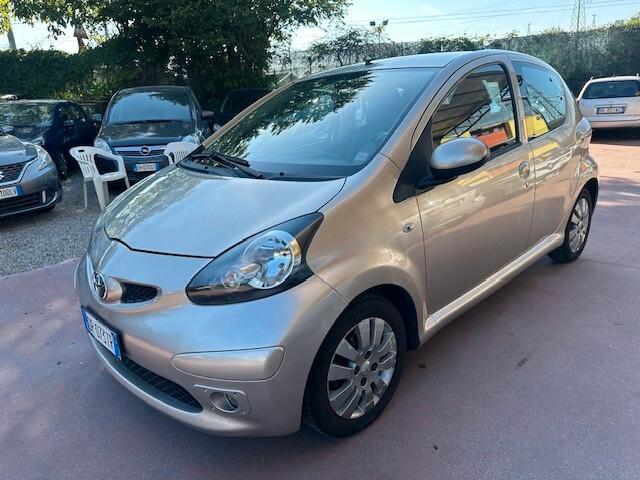 Toyota Aygo 1.0 12V VVT-i 5 porte, BELLISSIMA OK NEOPATENTATI!!