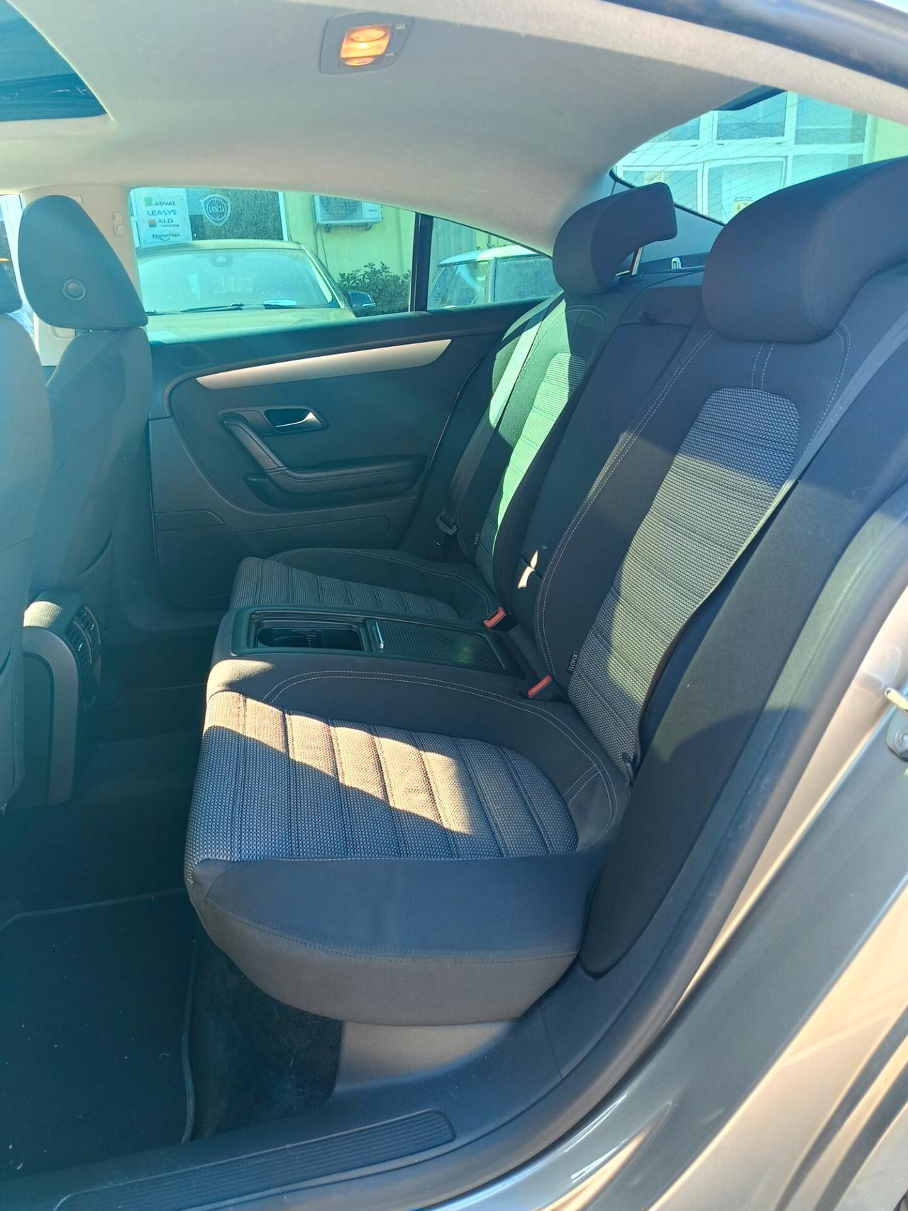 Volkswagen Passat 2.0 TDI DPF Highline