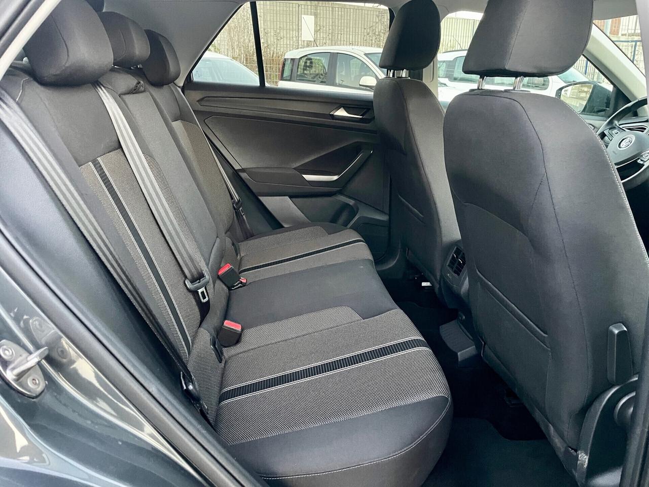 Volkswagen T-Roc 1.6 TDI 115CV 6M 2020