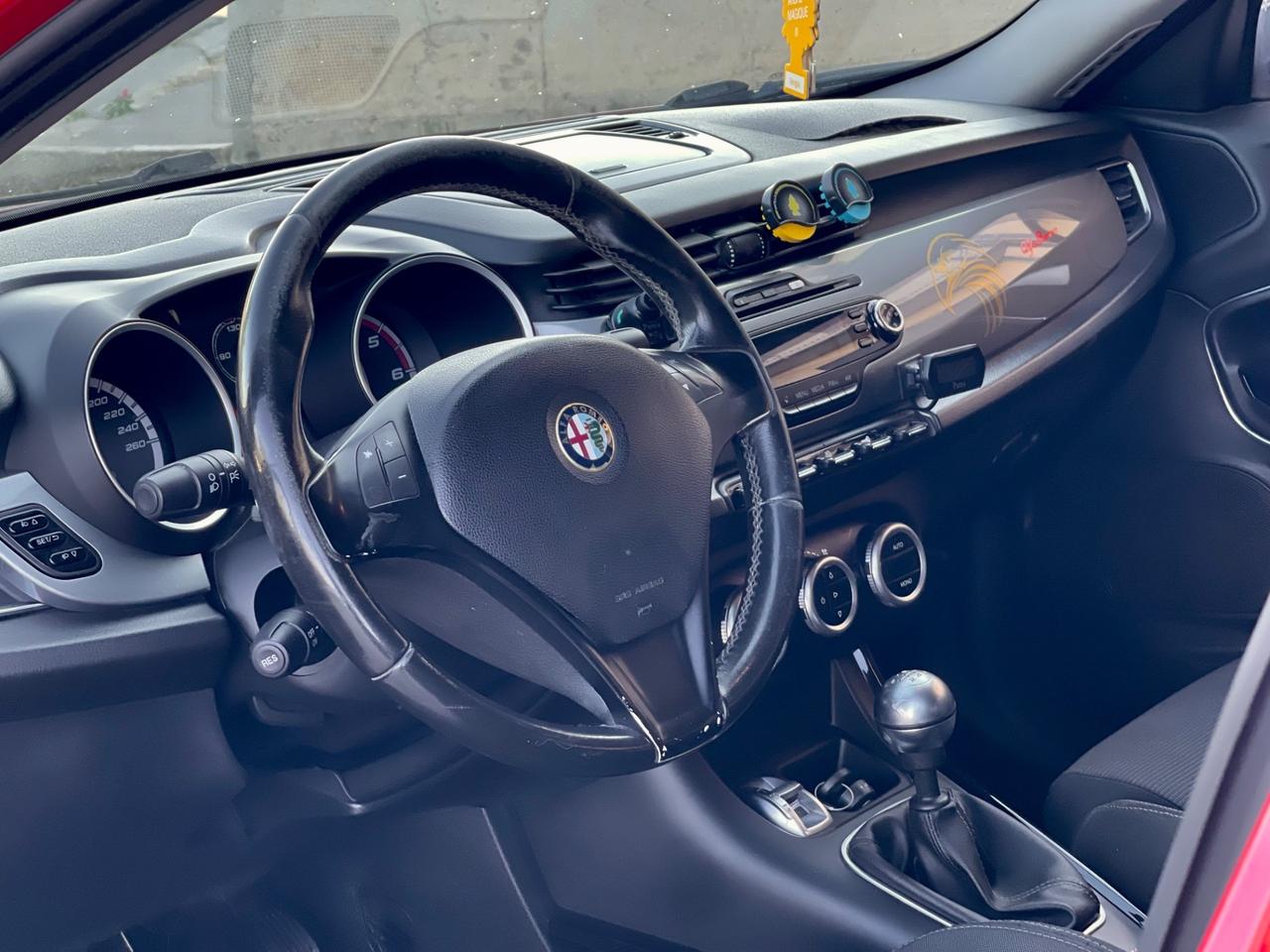 Alfa Romeo Giulietta 1.6 JTDm-2 105 CV Distinctive