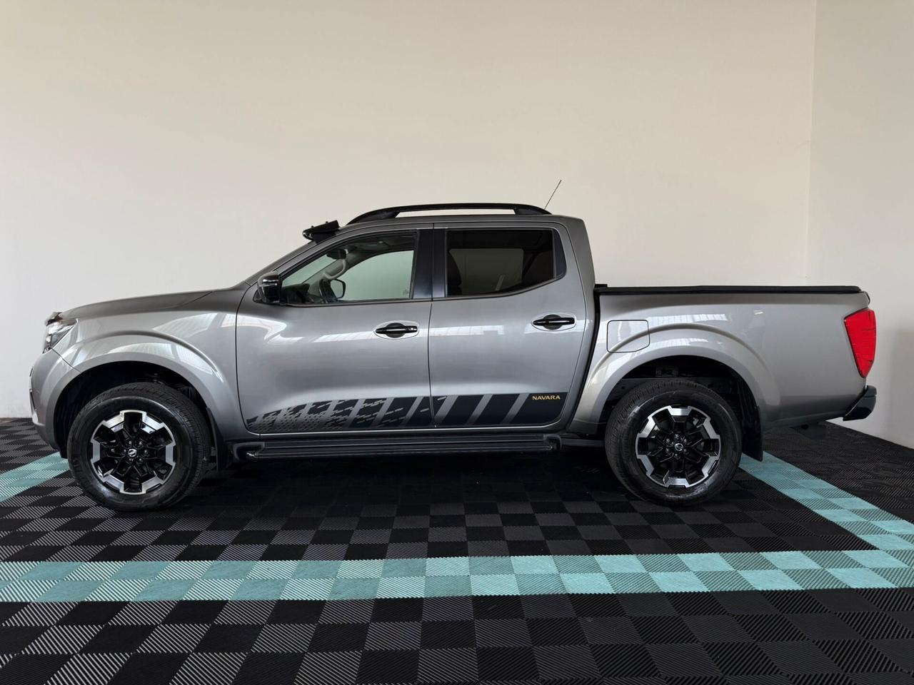 Nissan Navara 2.3 dCi 190 CV 7AT 4WD DC N-Guard