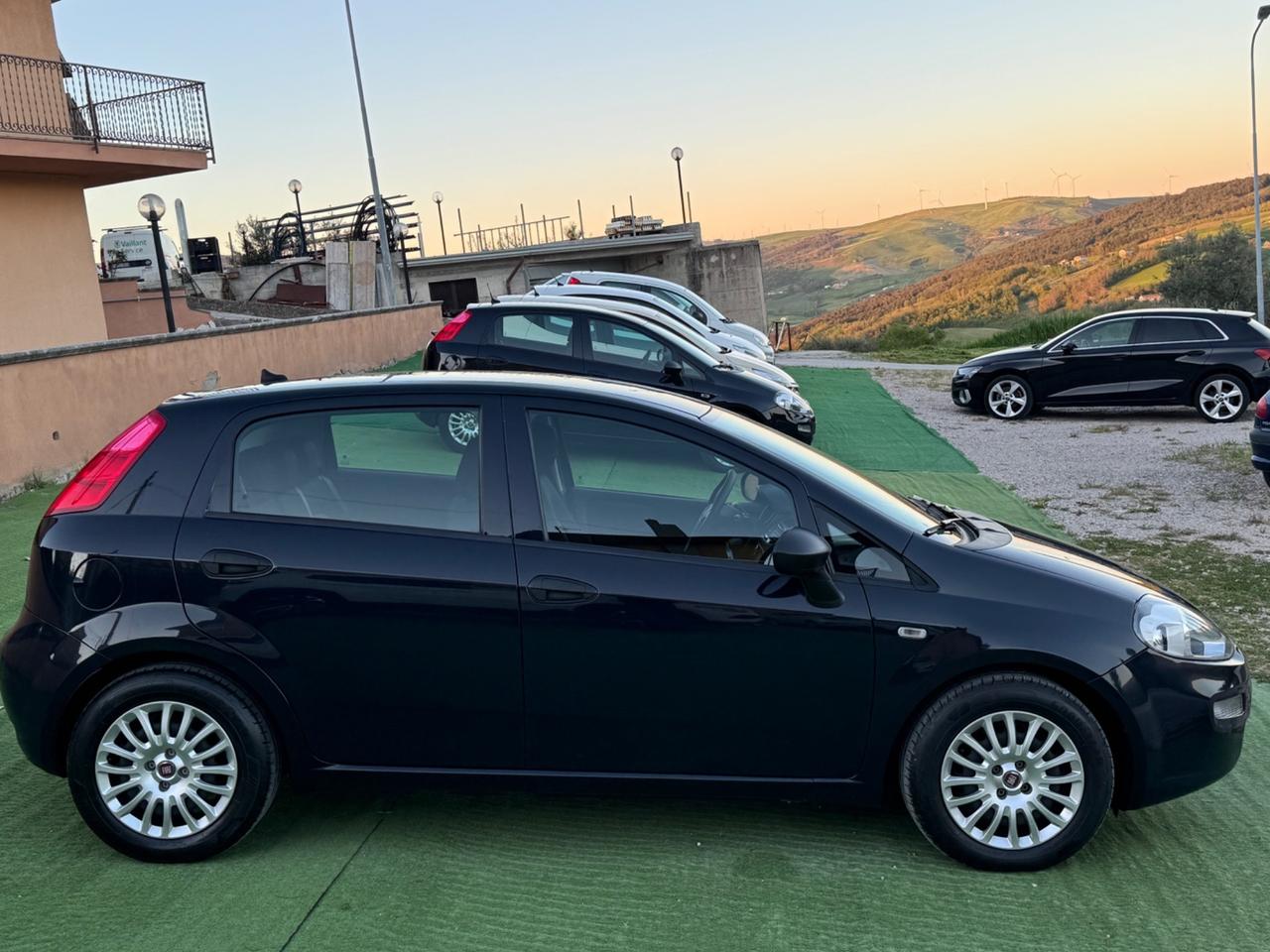 Fiat Punto 1.3 MJT II S&S 95 CV 5 porte Street