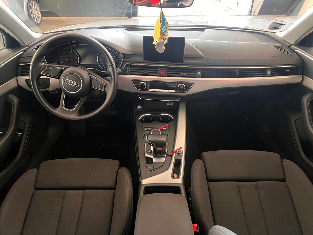 Audi A4 Avant 40 TDI S tronic line edition