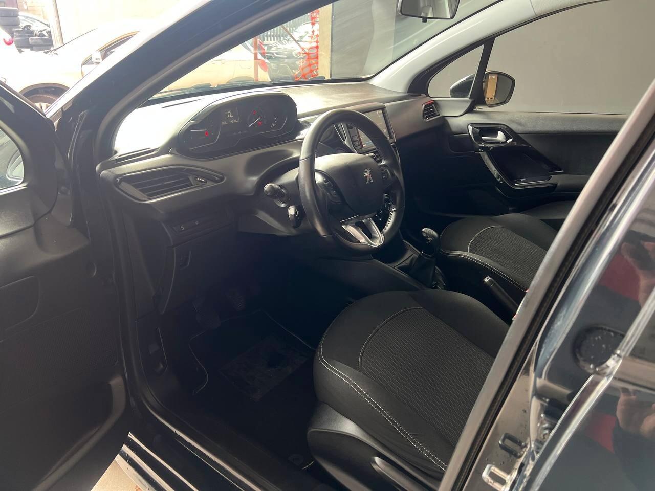 Peugeot 208 PureTech 82 5 porte Active