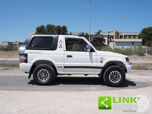 MITSUBISHI Pajero 2.5 TDI Canvas-top GLS