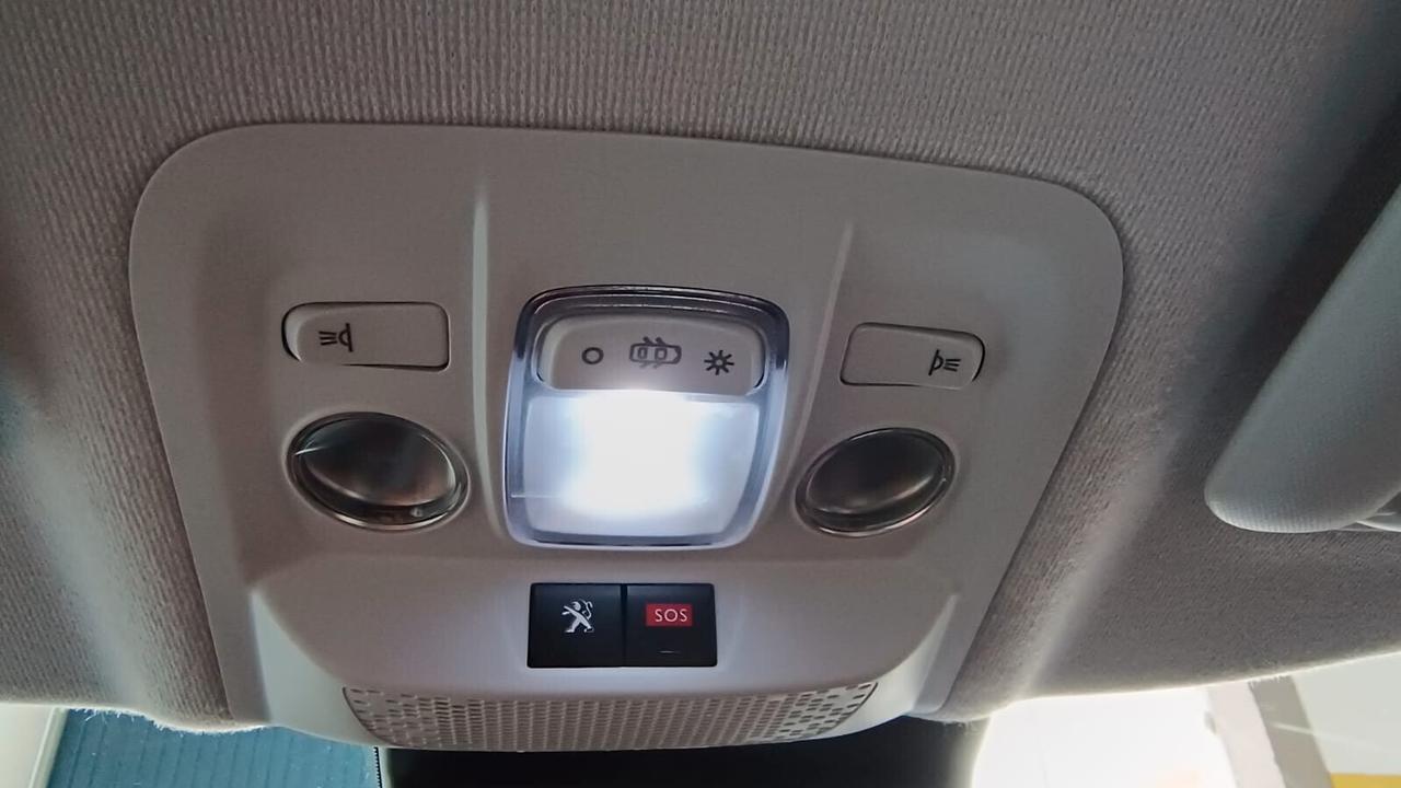 Peugeot 208 PureTech 82 5 porte Allure