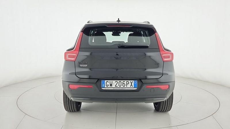 Volvo XC40 B3 automatico Ultra Black Edition