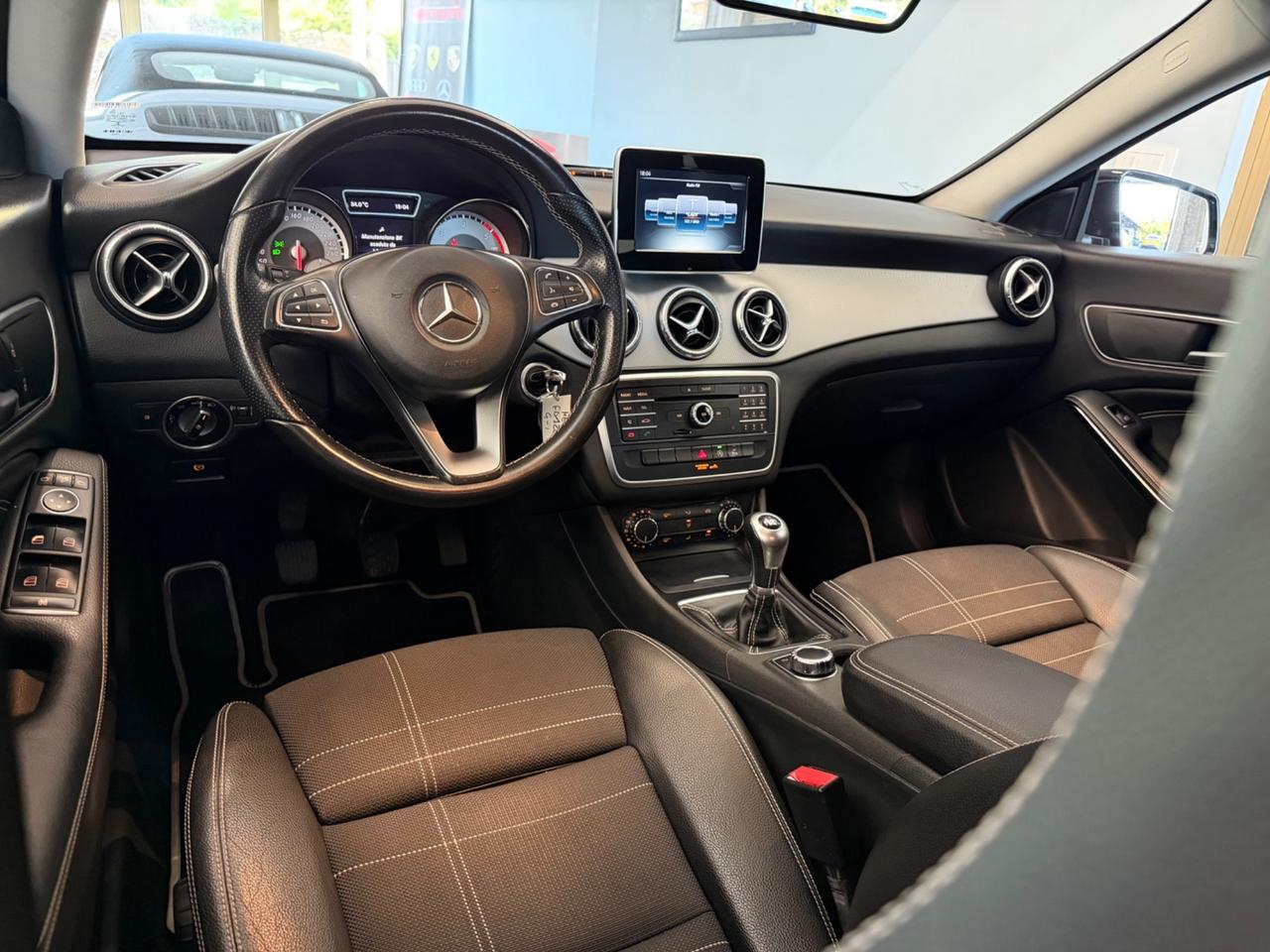 MERCEDES CLA (C-X117) ('13'-'19') CLA 180 D SW PREMIUM (80 KW) Valore di listino: € 37230