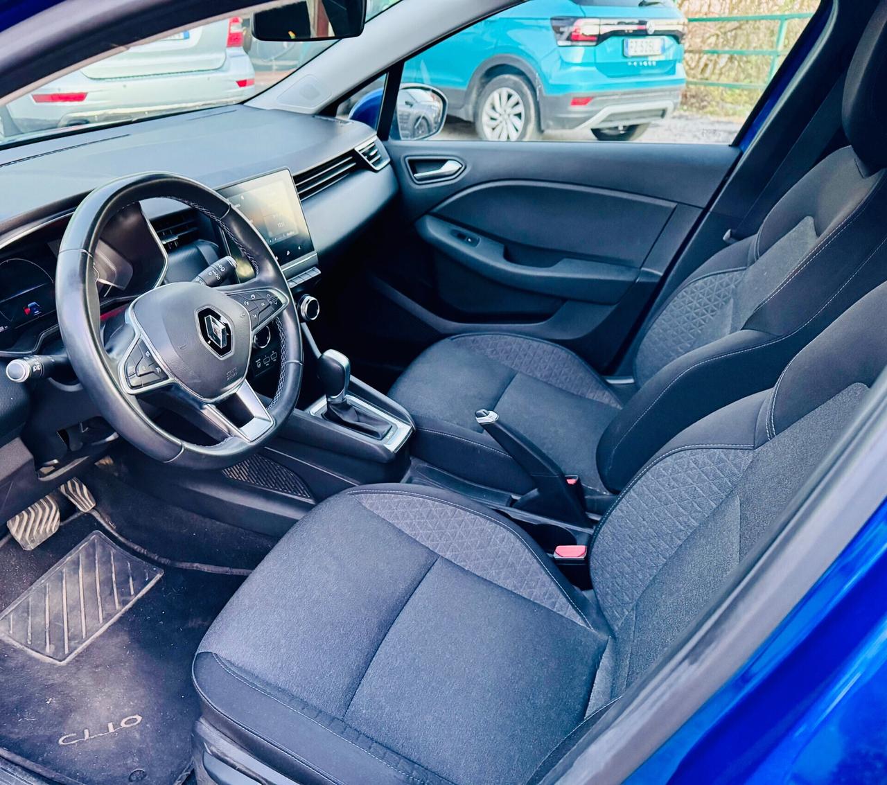 Renault Clio Full Hybrid E-Tech 140 CV 5 porte Initiale Paris