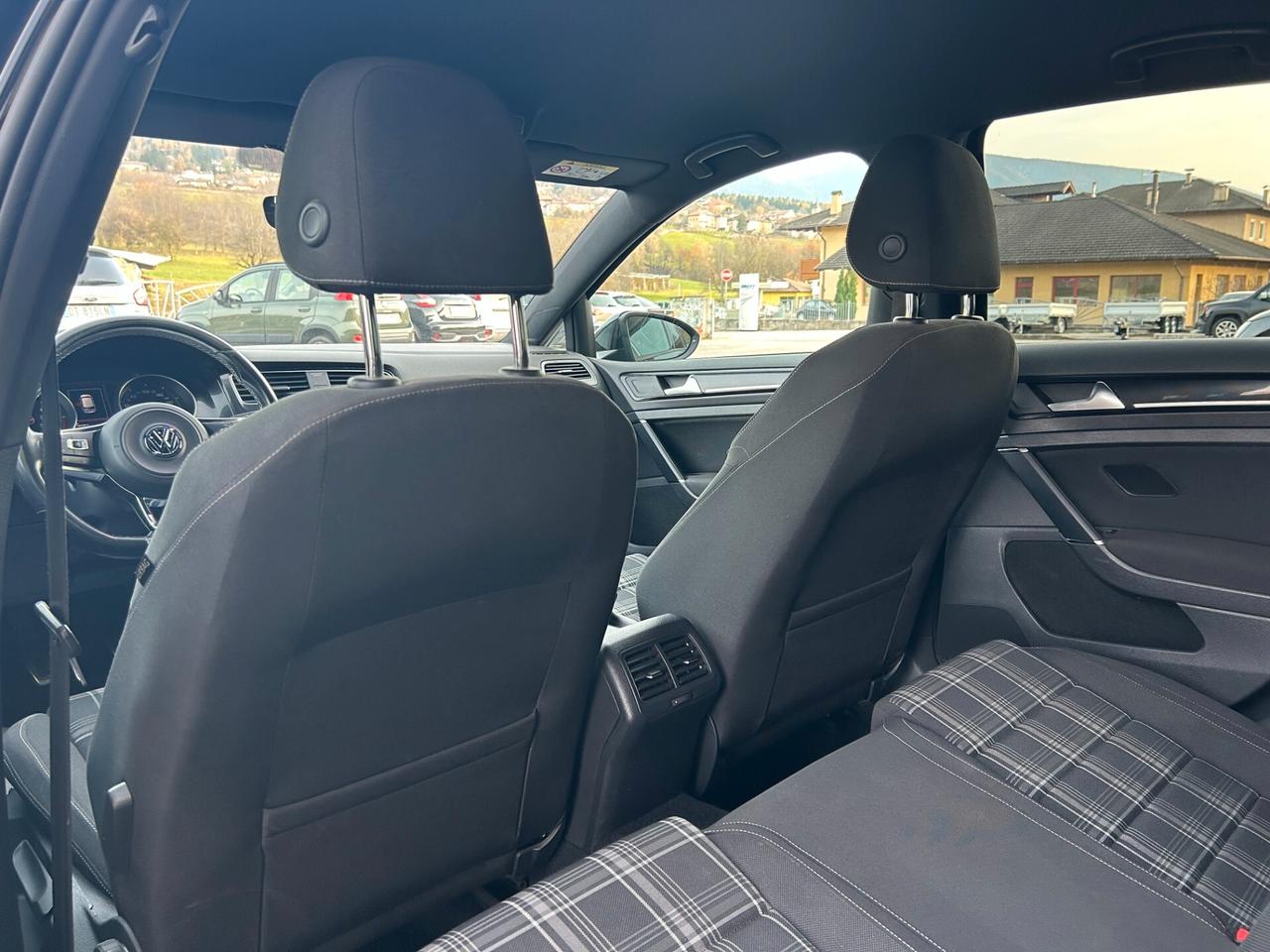 Volkswagen Golf GTD 2.0 TDI 184cv 5p. "MANUALE"