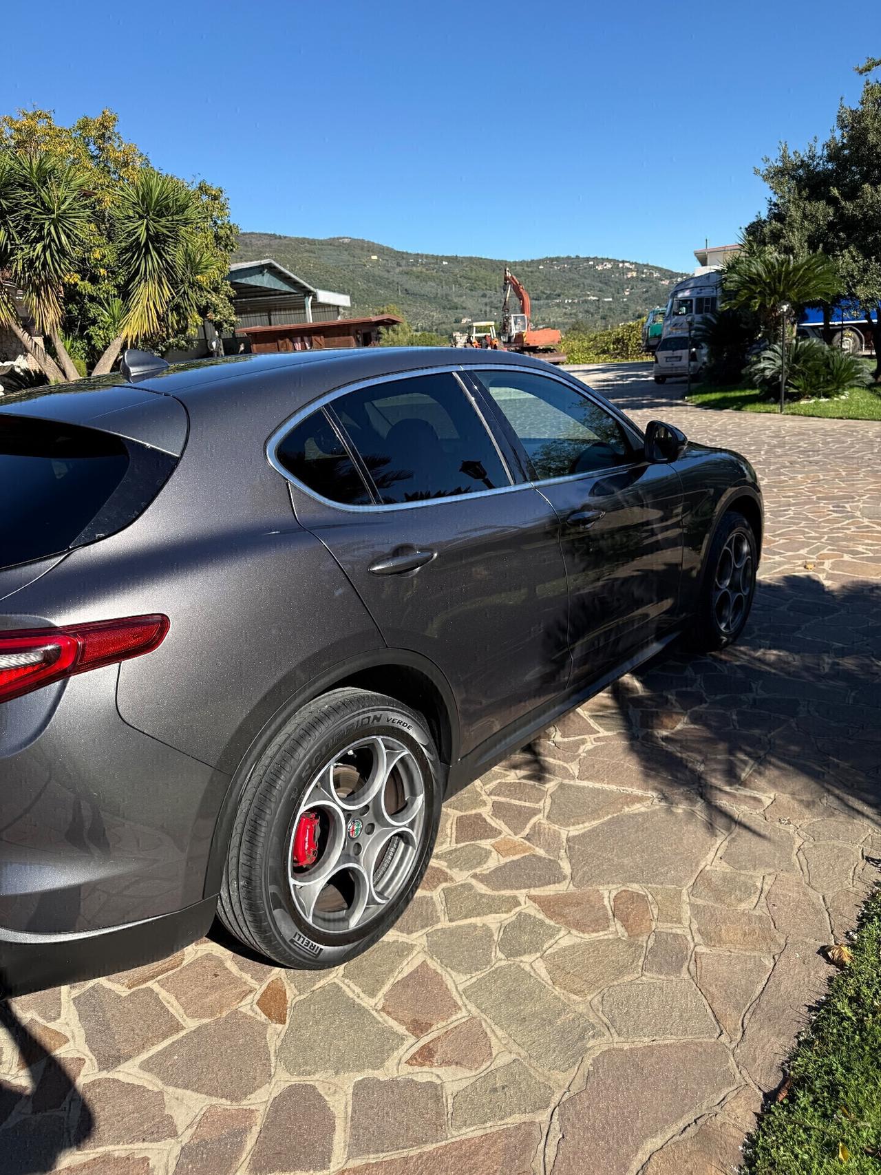 Alfa Romeo Stelvio 2.2 Turbodiesel 190 CV AT8 Q4 Executive