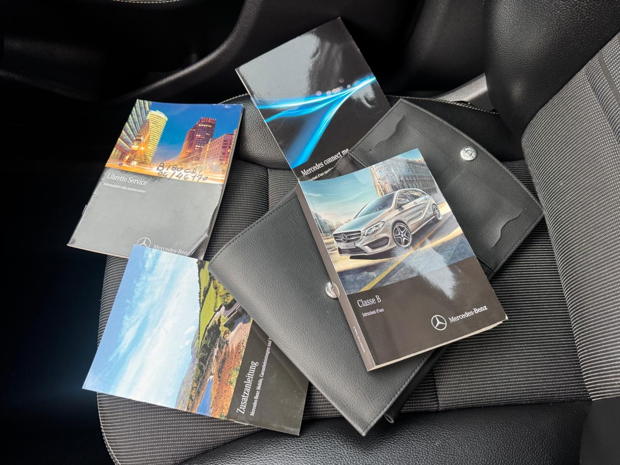 Mercedes-benz B180 1.5 DIESEL 109CV PREMIUM 11/2015