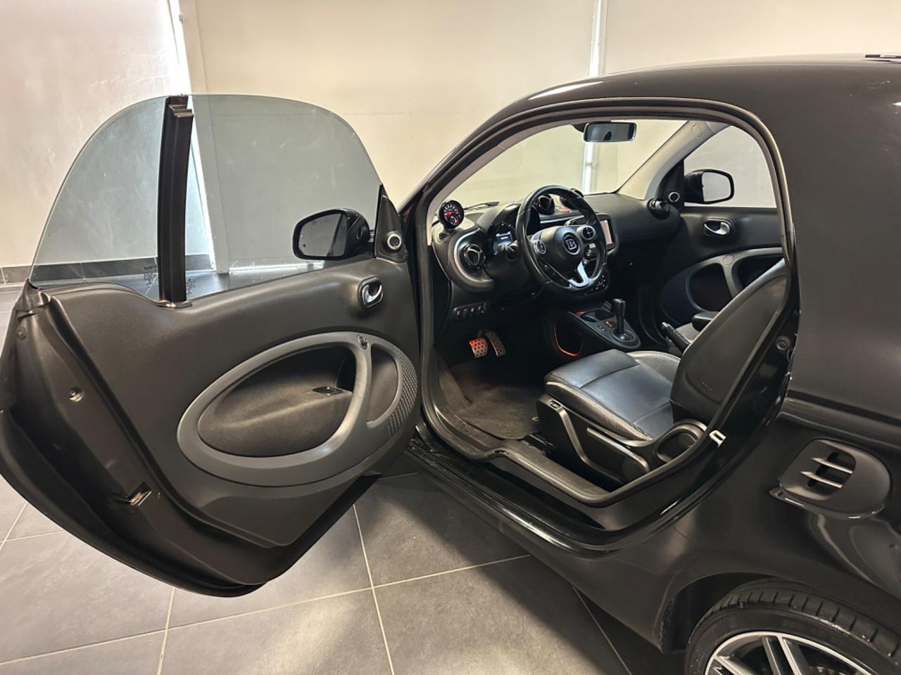 SMART BRABUS 109CV XCLUSIVE FULL LED P.CONSEGNA