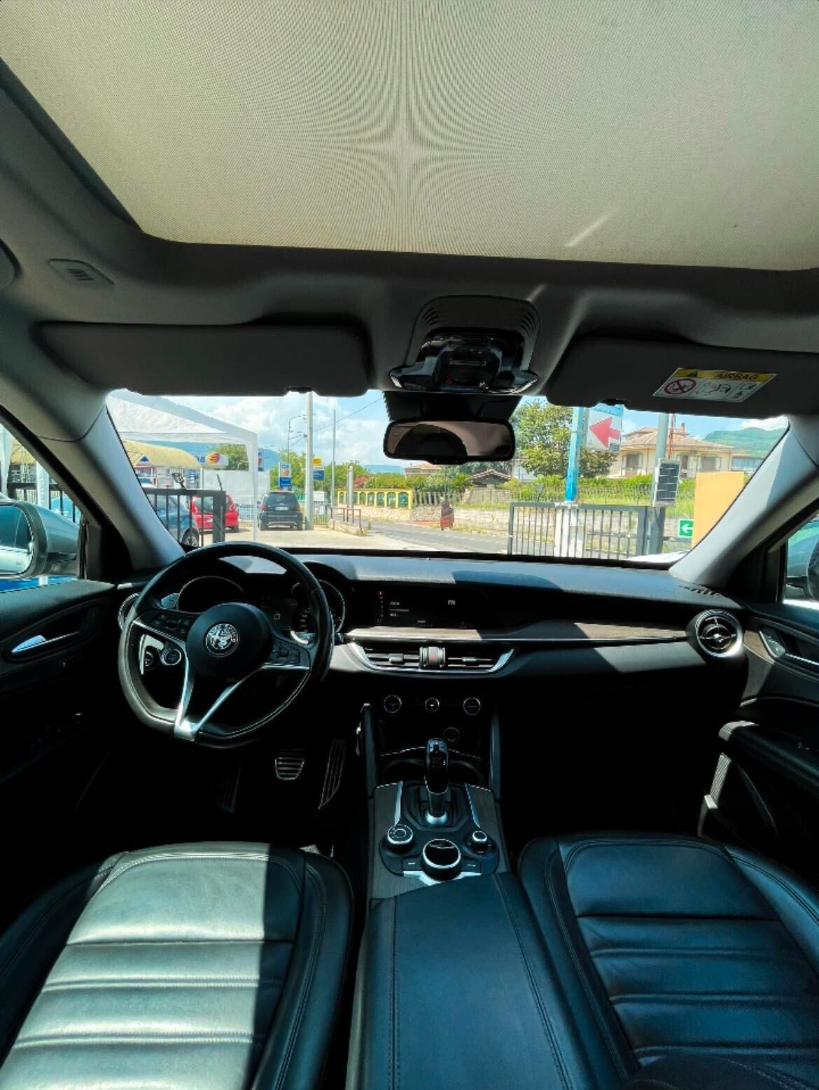 Alfa Romeo Stelvio 2.2 Turbodiesel 210 CV AT8 Q4 full optional tetto panoramico