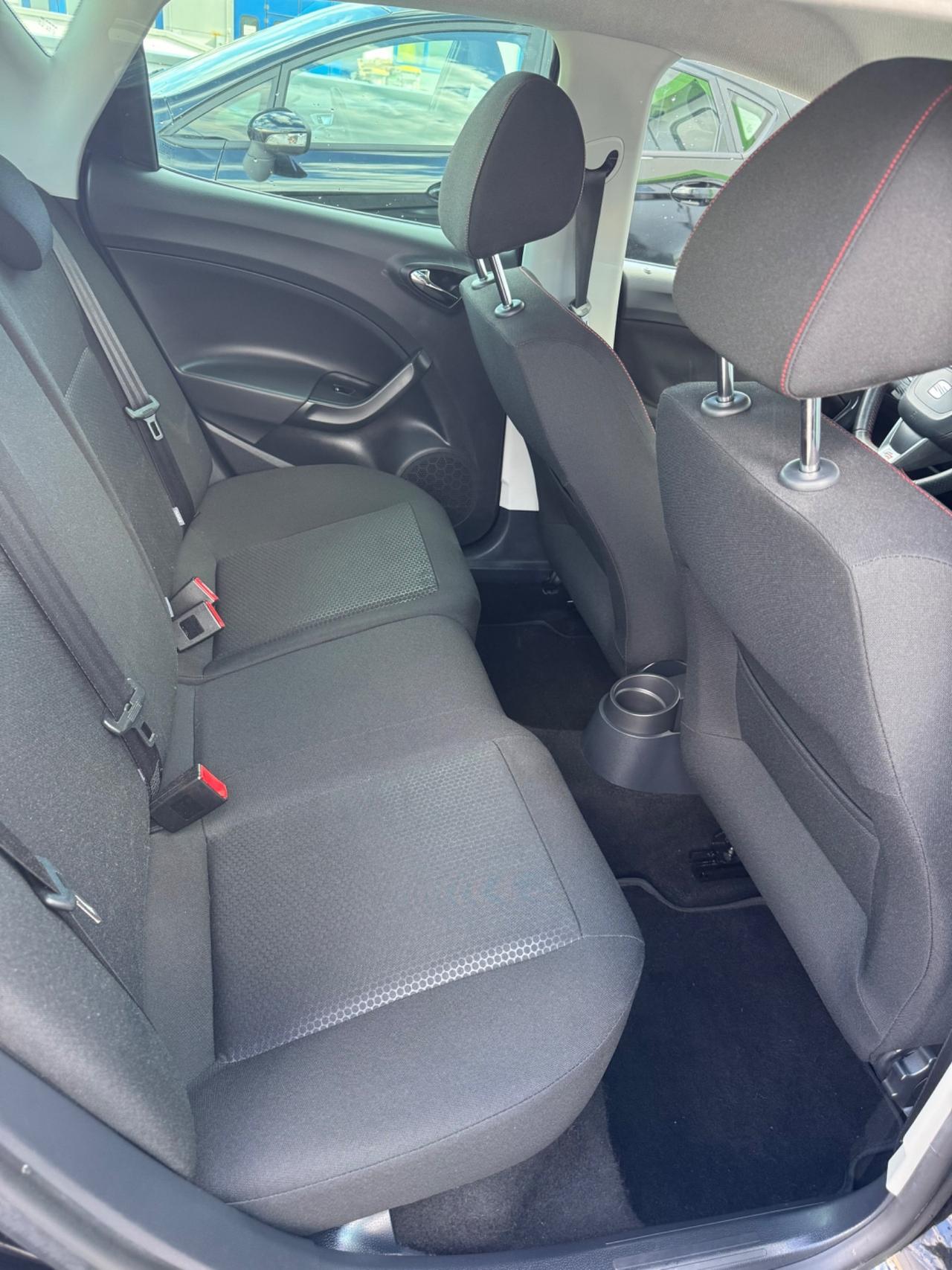 Seat Ibiza FR 1.6 TDI 105 CV ADATTA A NEOPATENTATI