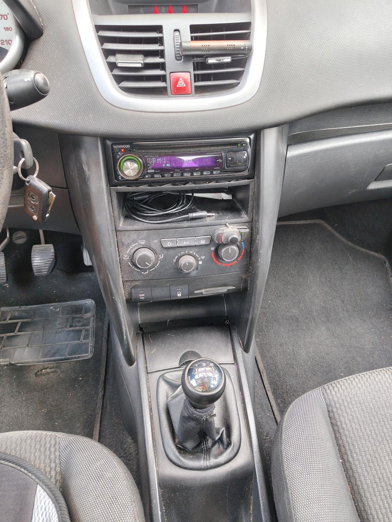 Peugeot 207 1.4 8V 75CV 5p. X Line ECO GPL
