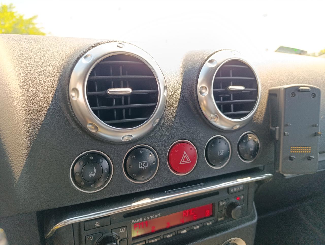 AUDI TT Roadster 1.8t 150cv