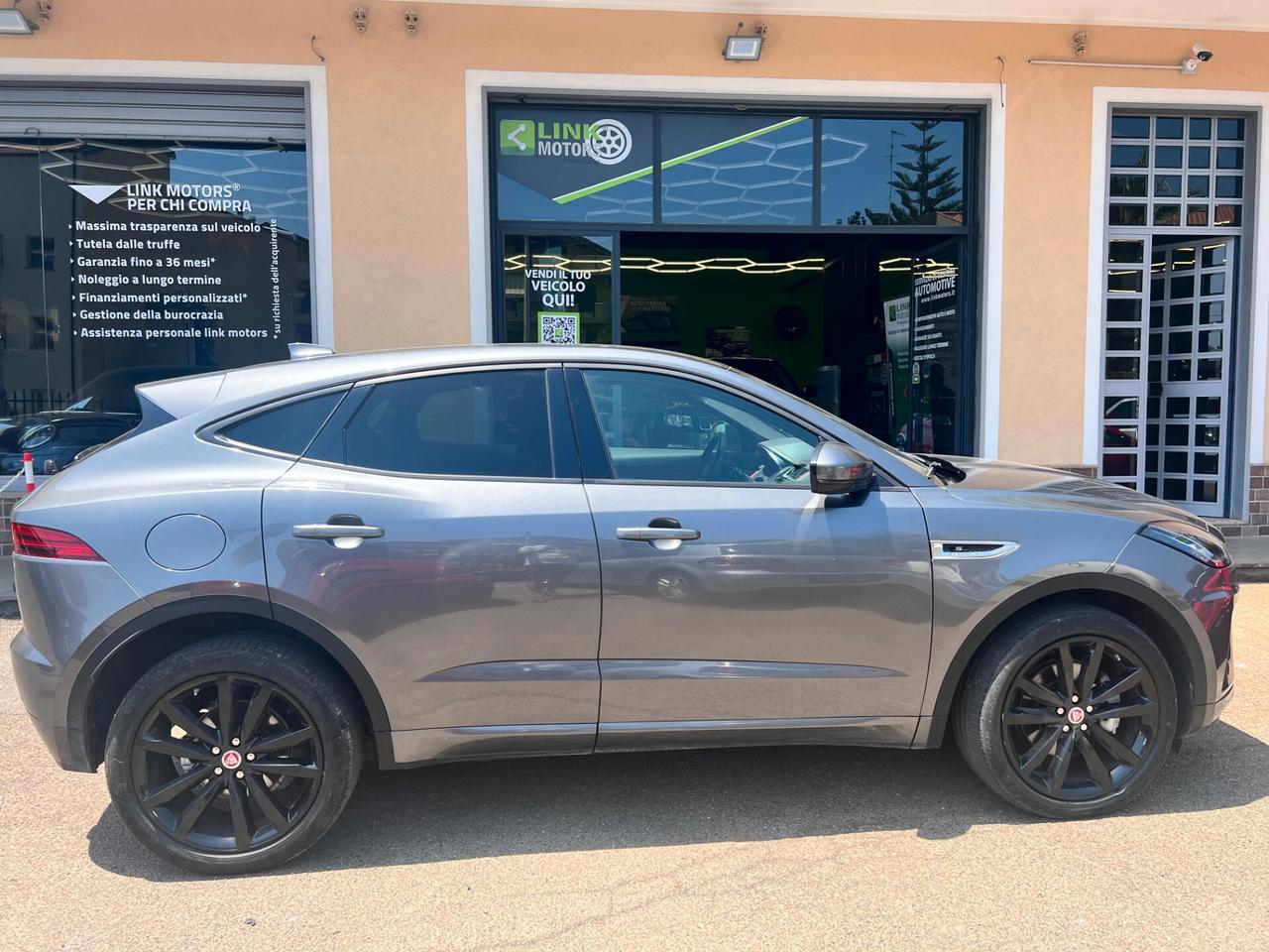 Jaguar E-Pace 2.0D 150 CV AWD aut. R-Dynamic SE