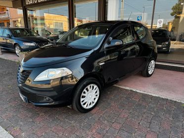 Lancia Ypsilon 0.9 TwinAir 85 CV 5 porte S&S Gold