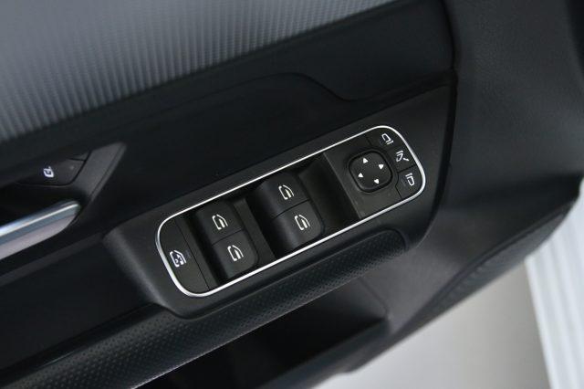 MERCEDES-BENZ B 180 d Automatic Business Extra/VIRTUAL COCKPIT