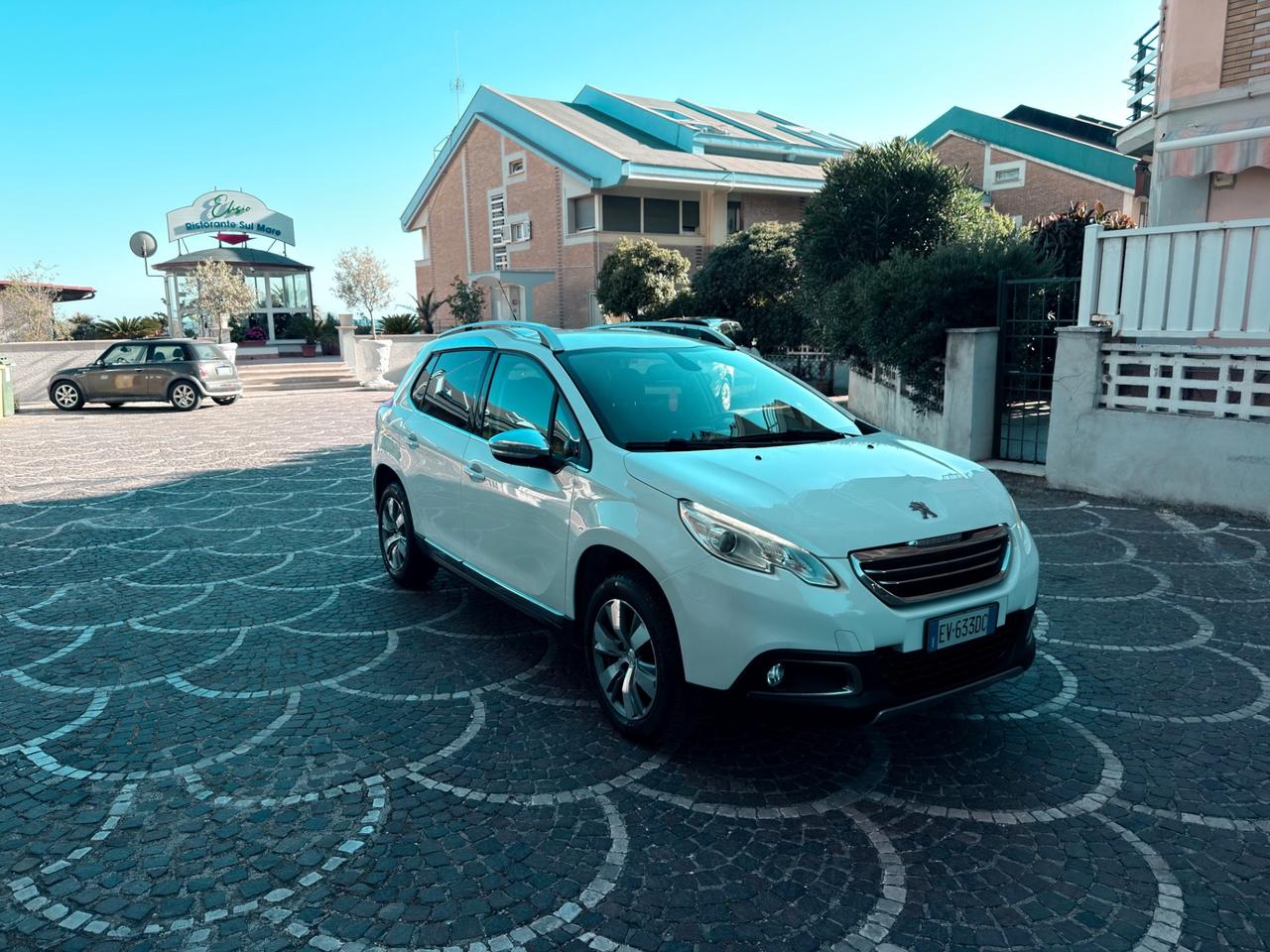 Peugeot 2008 PureTech 82 Allure