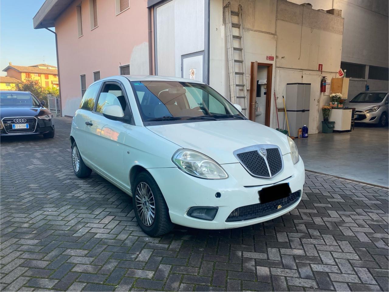 Lancia Ypsilon 1.4 Platinum Ecochic GPL