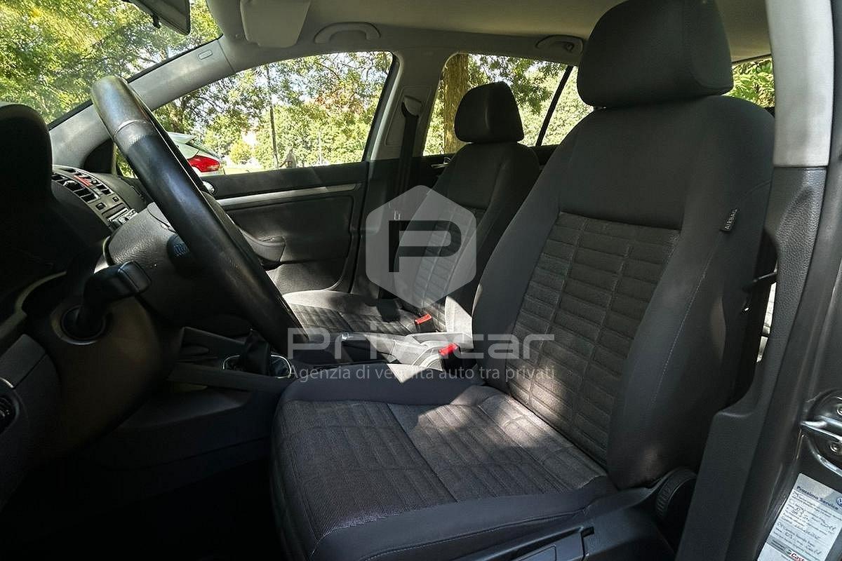 VOLKSWAGEN Golf 1.6 5p. Comfortline