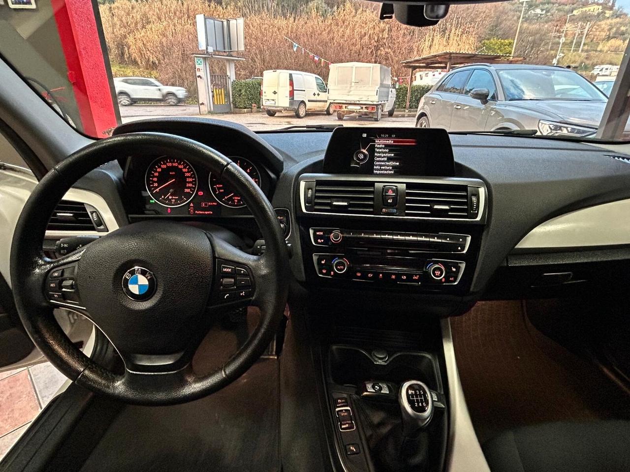 Bmw 116 116d 5p. Advantage