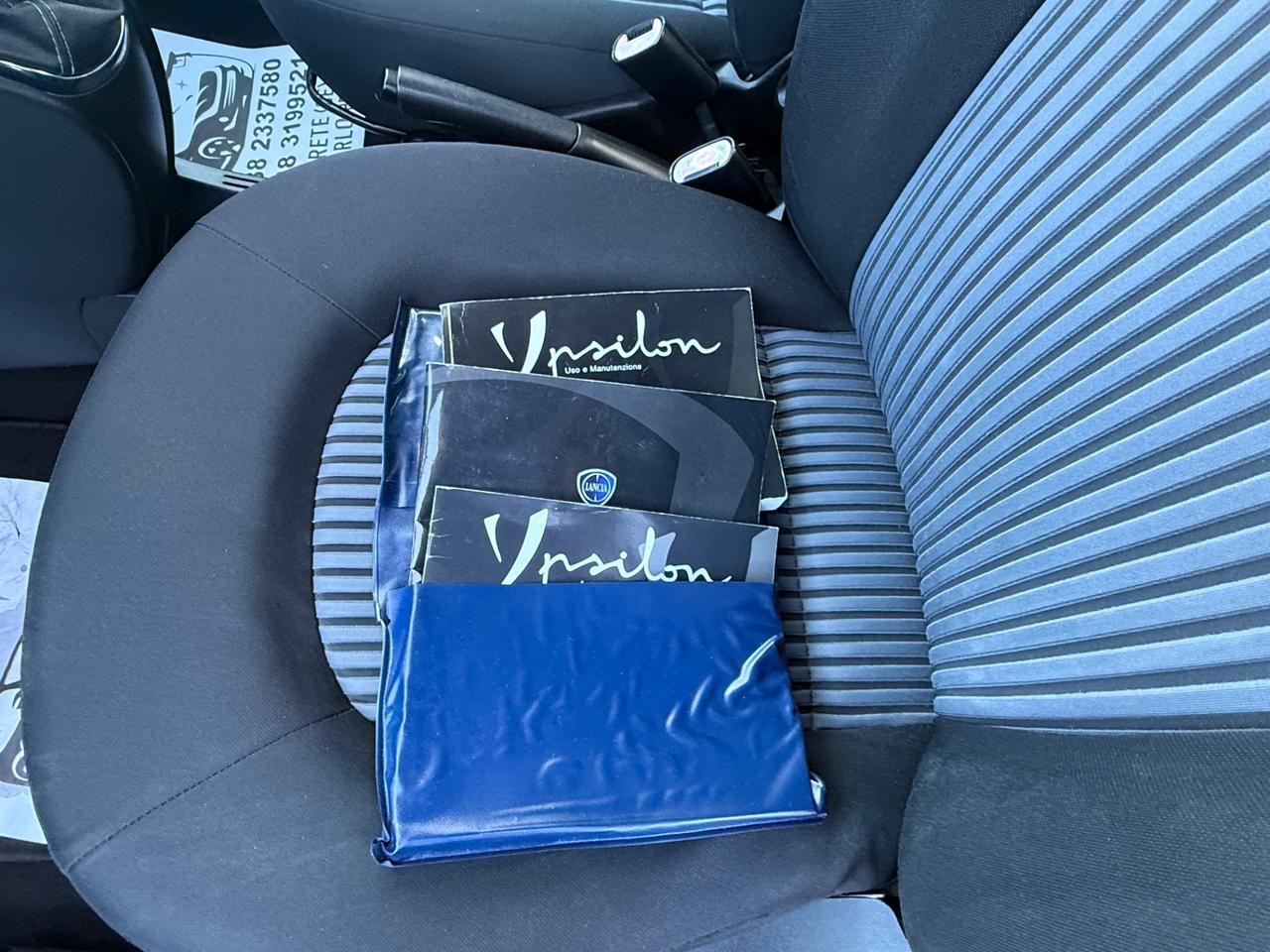 Lancia Ypsilon 1.2 Versus