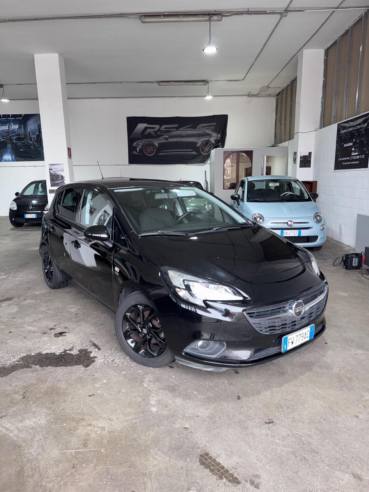 Opel Corsa 1.2 5 porte Black Edition