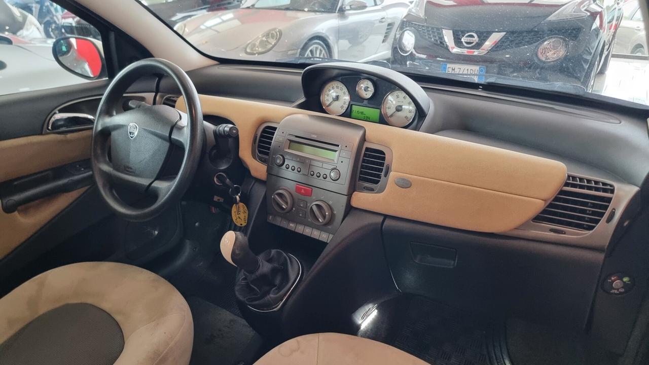 Lancia Ypsilon 1.3 Multijet 16V Platino