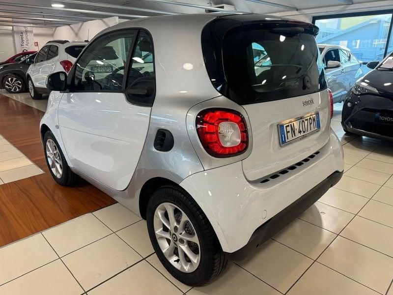 smart fortwo fortwo 70 1.0 Youngster
