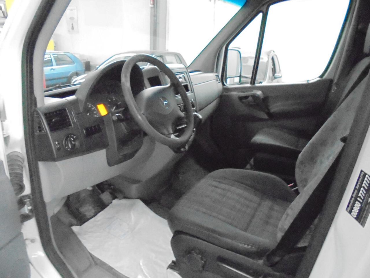 Mercedes-Benz Sprinter 311 CDI Furgone