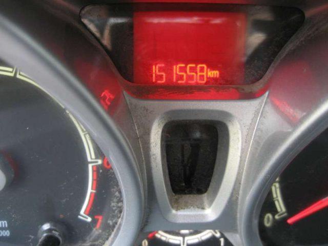 FORD Fiesta 1.2 82 CV 5 PORTE TITANIUM