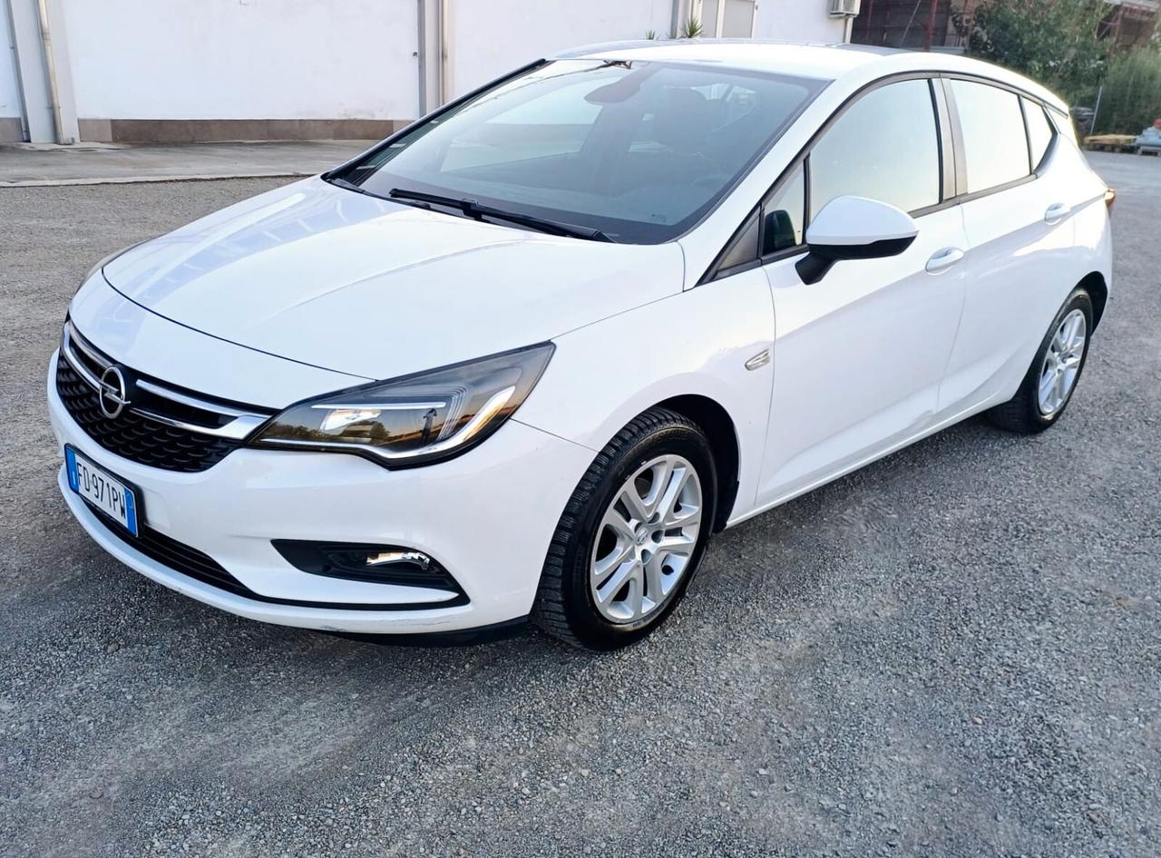 Opel Astra 1.0 Turbo ecoFLEX Start&Stop Sports Tourer Innovation