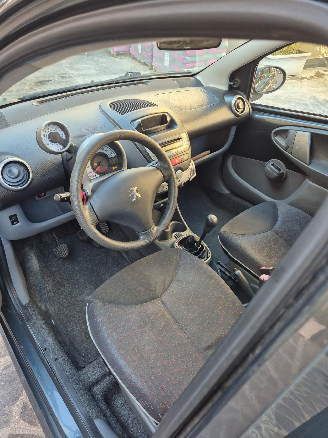 Peugeot 107 1.0 68CV 5p. Sweet Years