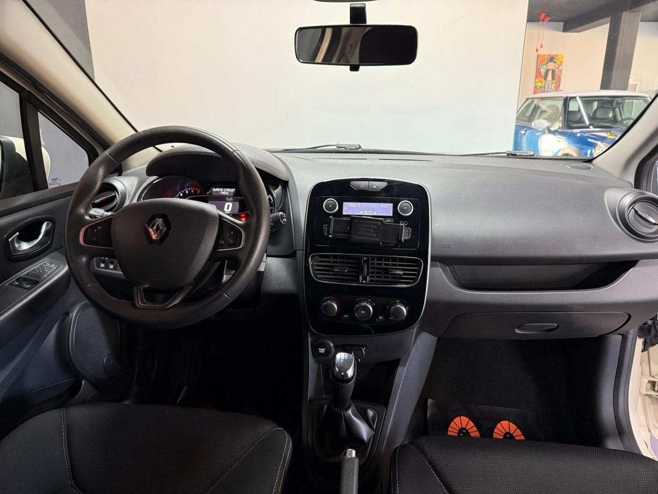 Renault Clio 1.2 75CV 5 porte Intens