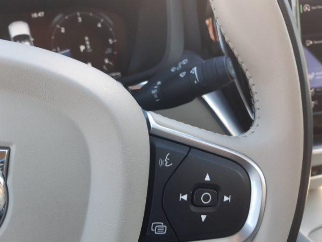 VOLVO XC60 B4 (d) Geartronic Momentum