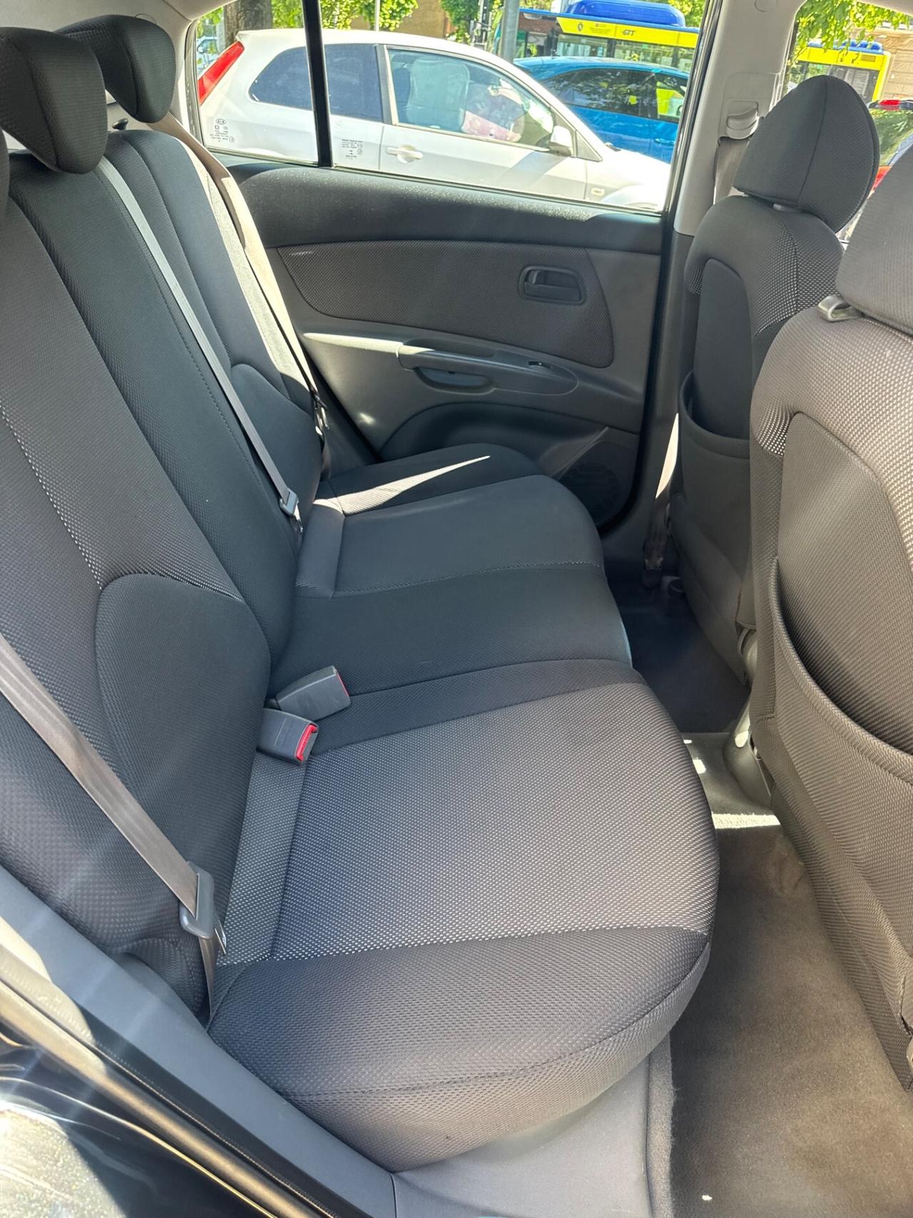 Kia Rio 1.4 97 cv benz Unicoproprietario