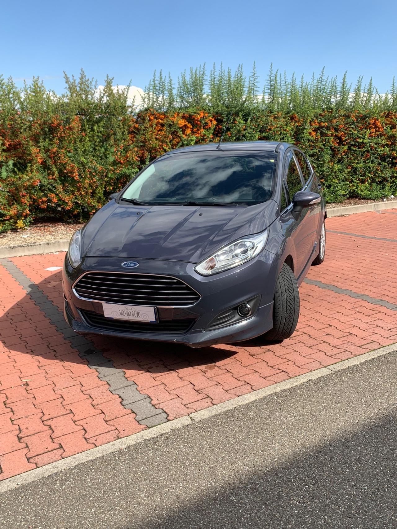 Ford Fiesta 1.4 5p. Bz.- GPL Titanium