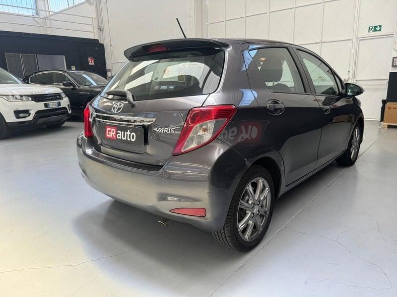 Toyota Yaris Yaris 5p 1.3 Lounge