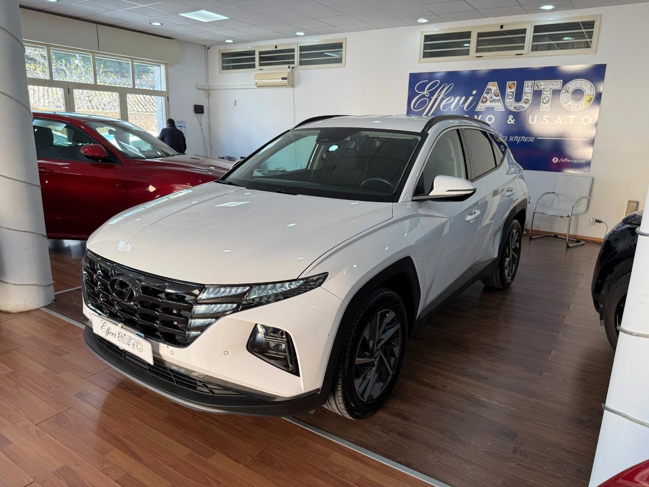 HYUNDAI TUCSON 1.6CRDi MHD 136CV XLine-Marzo 2023